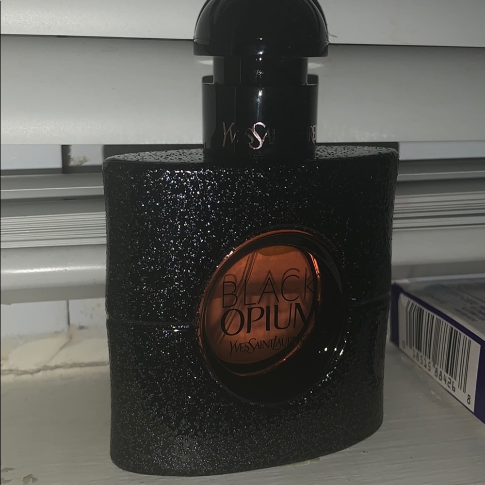 Ysl black opium